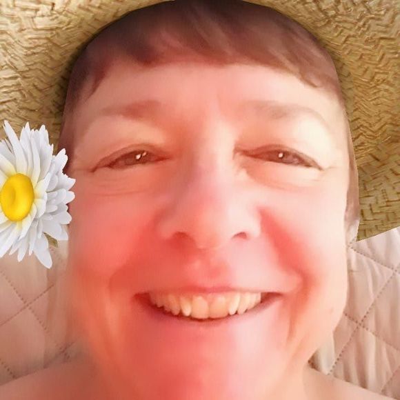 Meet your Posher, Paula - Picture 1 of 1